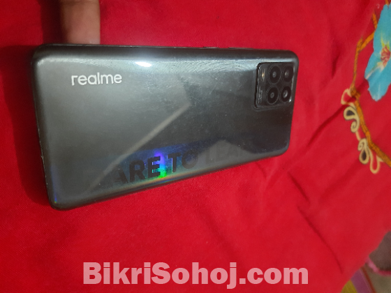 Realme 8